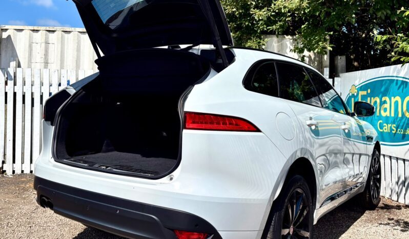Jaguar F-Pace 2.0 i4D Chequered Flag AWD (s/s), 2019, Automatic, 5 Door Estate full