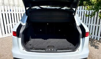 Jaguar F-Pace 2.0 i4D Chequered Flag AWD (s/s), 2019, Automatic, 5 Door Estate full