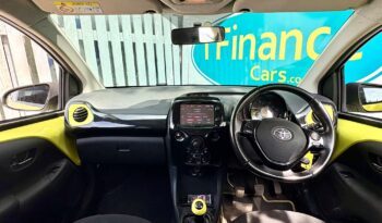 Toyota Aygo 1.0 VVT-i x-cite 3 (Bi-tone Yellow), 2017, Manual, 5 Door Hatchback full