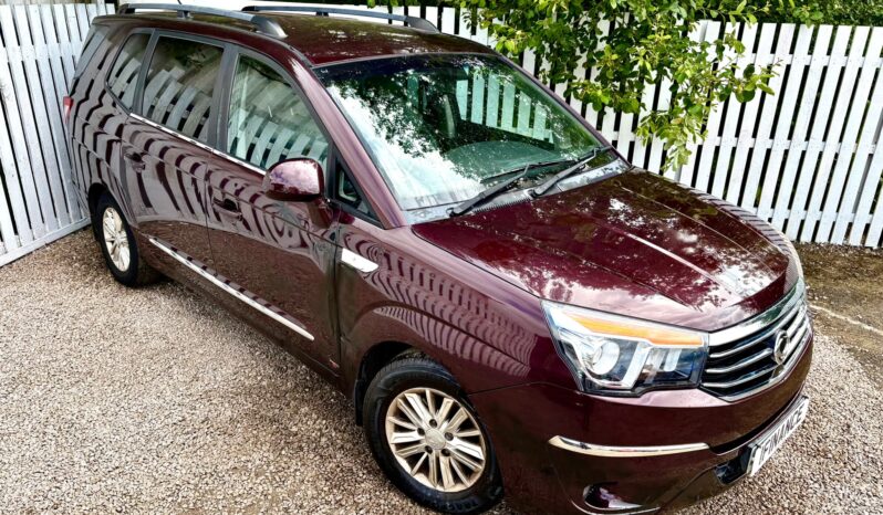Ssangyong Turismo 2.2 TD EX 7 Seater, 2017, Manual, 5 Door MPV full