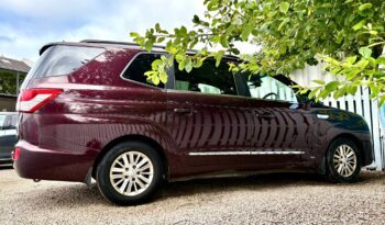Ssangyong Turismo 2.2 TD EX 7 Seater, 2017, Manual, 5 Door MPV full