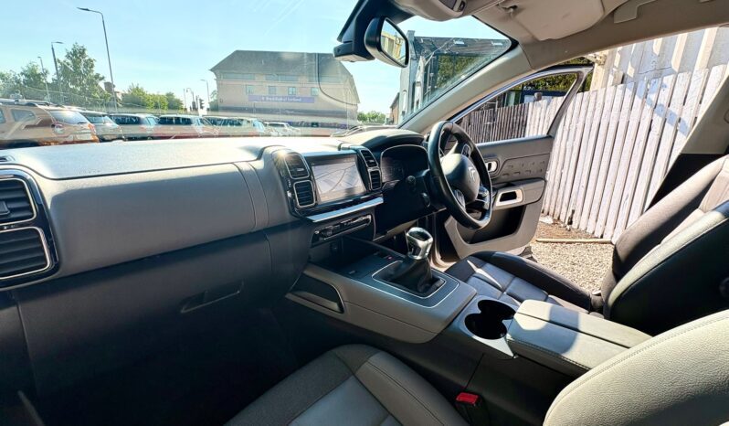 Citroen C5 Aircross 1.2 PureTech Flair (s/s), 2019, Manual, 5 Door Hatchback full
