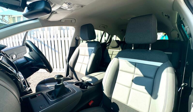 Citroen C5 Aircross 1.2 PureTech Flair (s/s), 2019, Manual, 5 Door Hatchback full