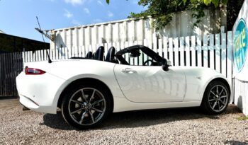 Mazda MX-5 2.0 Sport (NAV), 2017, Manual, 2 Door Convertible full
