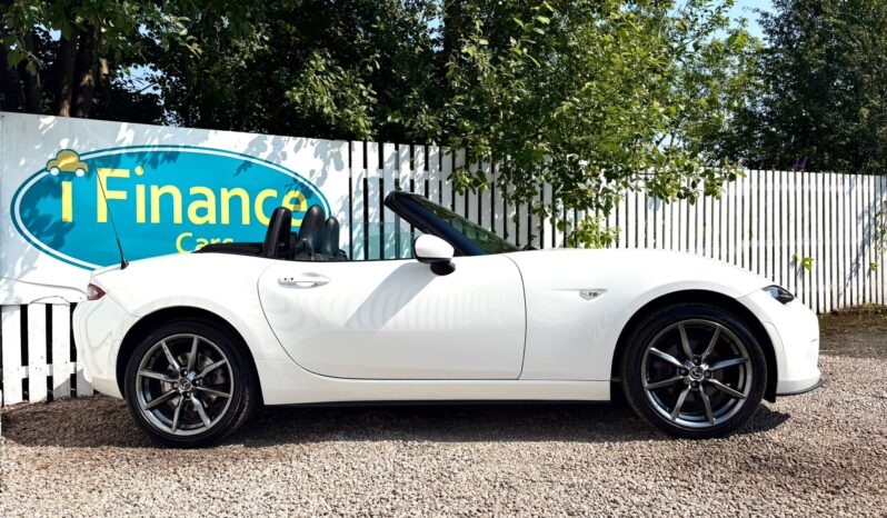 Mazda MX-5 2.0 Sport (NAV), 2017, Manual, 2 Door Convertible full