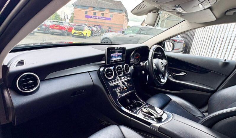 Mercedes-Benz C-Class 2.1 C300dh SE 7G-Tronic, 2017, Automatic, 4 Door Saloon full