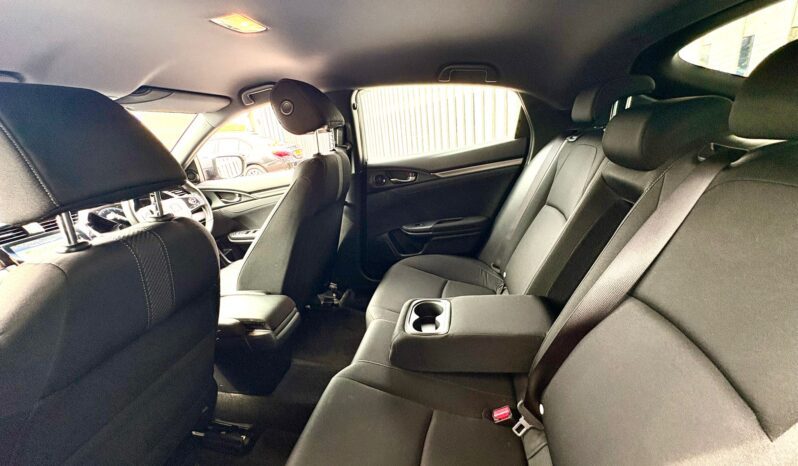 Honda Civic 1.0 VTEC Turbo SR (s/s), 2019, Manual, 5 Door Hatchback full