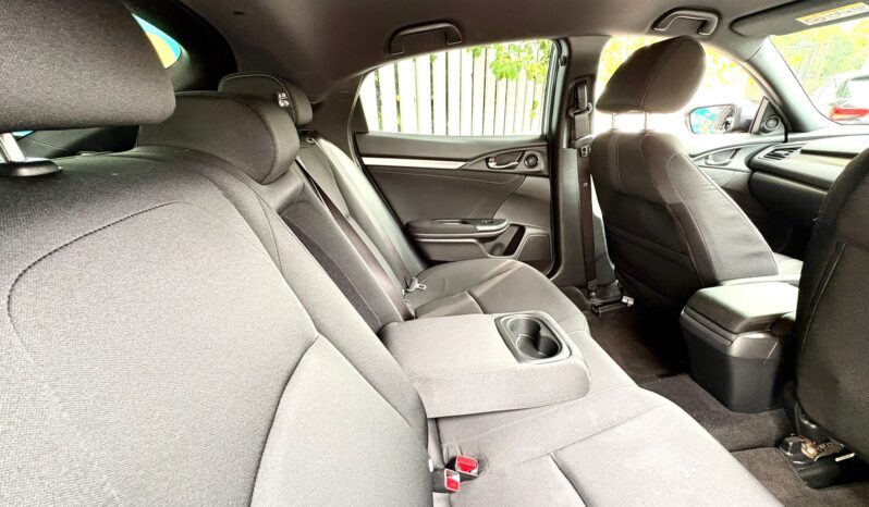 Honda Civic 1.0 VTEC Turbo SR (s/s), 2019, Manual, 5 Door Hatchback full