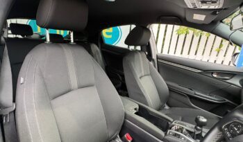 Honda Civic 1.0 VTEC Turbo SR (s/s), 2019, Manual, 5 Door Hatchback full