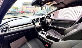Honda Civic 1.0 VTEC Turbo SR (s/s), 2019, Manual, 5 Door Hatchback full