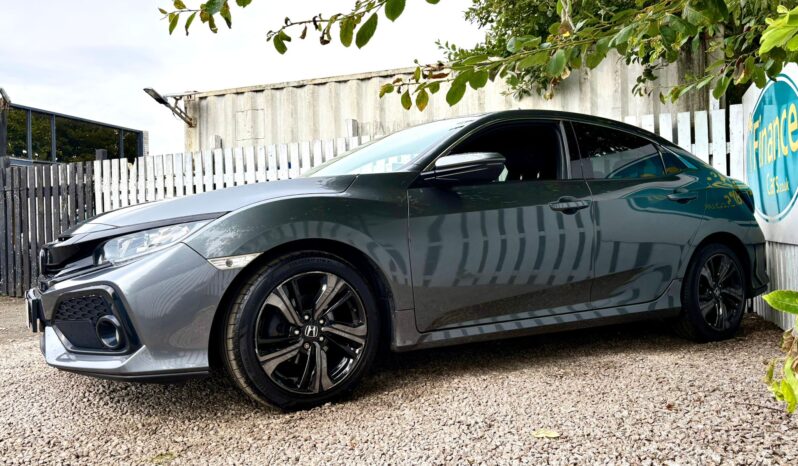 Honda Civic 1.0 VTEC Turbo SR (s/s), 2019, Manual, 5 Door Hatchback full
