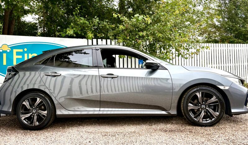 Honda Civic 1.0 VTEC Turbo SR (s/s), 2019, Manual, 5 Door Hatchback full