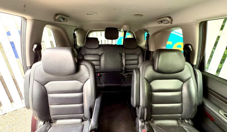 Ssangyong Turismo 2.2 TD EX 7 Seater, 2017, Manual, 5 Door MPV full