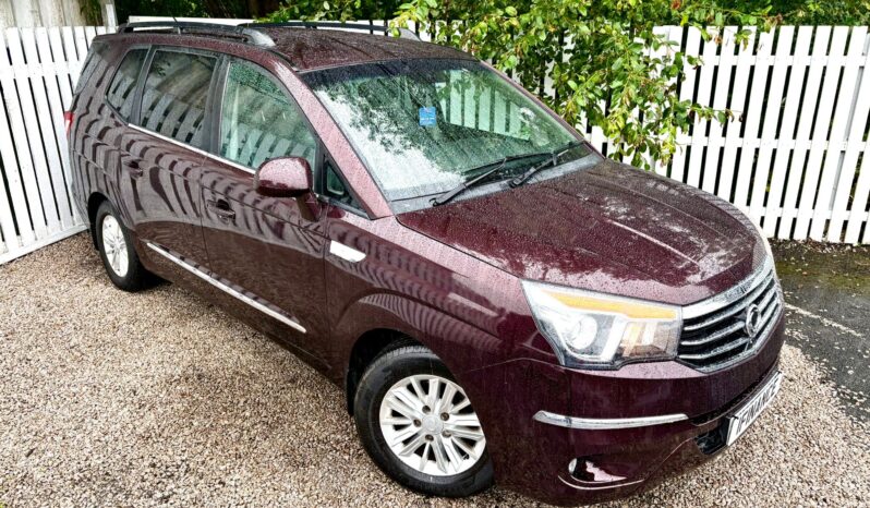 Ssangyong Turismo 2.2 TD EX 7 Seater, 2017, Manual, 5 Door MPV full