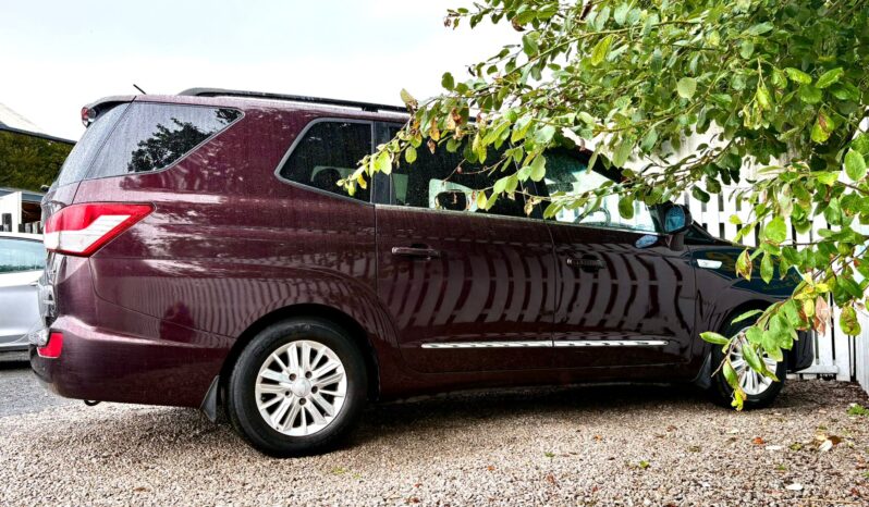 Ssangyong Turismo 2.2 TD EX 7 Seater, 2017, Manual, 5 Door MPV full