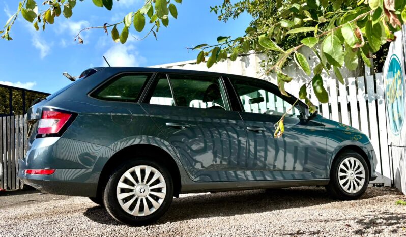Skoda Fabia 1.0 TSI S (s/s), 2019, Manual, 5 Door Estate full
