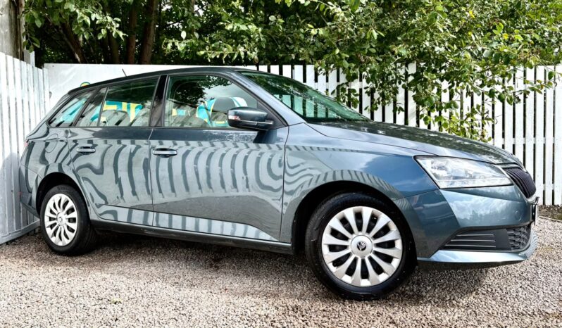 Skoda Fabia 1.0 TSI S (s/s), 2019, Manual, 5 Door Estate full