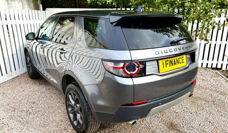 Land Rover Discovery Sport 2.0 TD4 Landmark AWD 7 Seater (s/s), 2018, Automatic, 5 Door Estate full