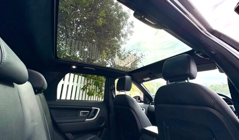 Land Rover Discovery Sport 2.0 TD4 Landmark AWD 7 Seater (s/s), 2018, Automatic, 5 Door Estate full
