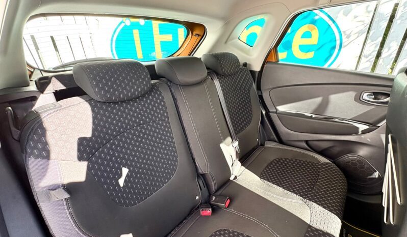 Renault Captur TCe ENERGY Dynamique Nav (s/s), 2017, Manual, 5 Door Hatchback full