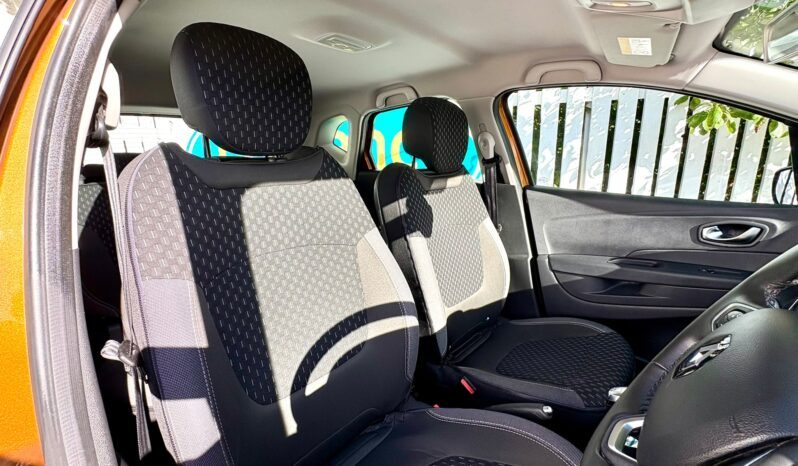 Renault Captur TCe ENERGY Dynamique Nav (s/s), 2017, Manual, 5 Door Hatchback full