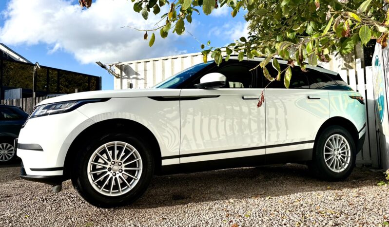 Land Rover Range Rover Velar 2.0 D180 AWD (s/s), 2018, Automatic, 5 Door Estate full