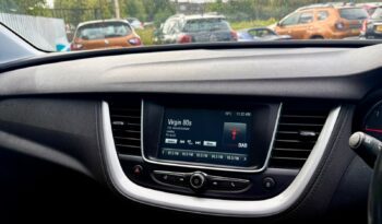 Vauxhall Grandland X 1.6 CDTi ecoTEC BlueInjection SE (s/s), 2018, Manual, 5 Door Hatchback full