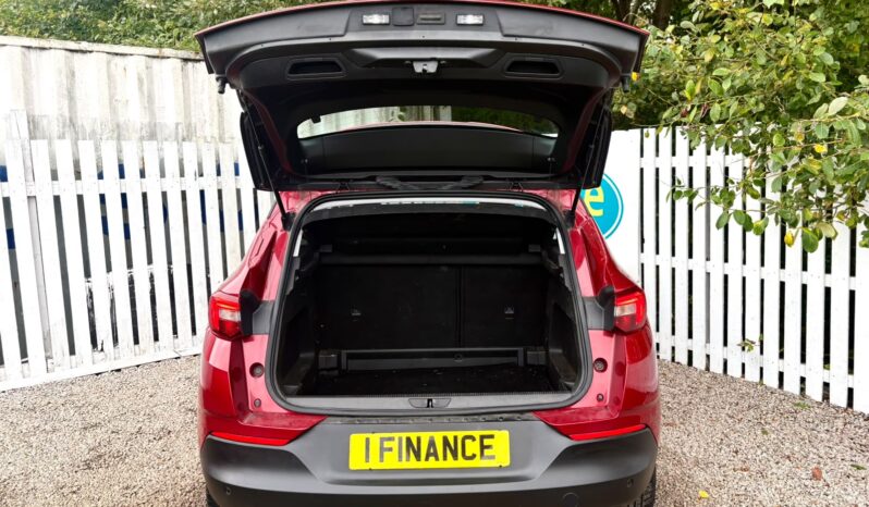 Vauxhall Grandland X 1.6 CDTi ecoTEC BlueInjection SE (s/s), 2018, Manual, 5 Door Hatchback full