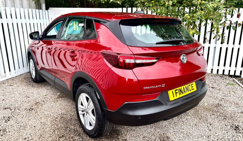 Vauxhall Grandland X 1.6 CDTi ecoTEC BlueInjection SE (s/s), 2018, Manual, 5 Door Hatchback full