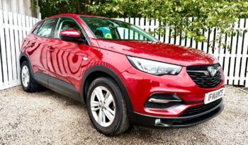 Vauxhall Grandland X 1.6 CDTi ecoTEC BlueInjection SE (s/s), 2018, Manual, 5 Door Hatchback full