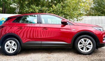 Vauxhall Grandland X 1.6 CDTi ecoTEC BlueInjection SE (s/s), 2018, Manual, 5 Door Hatchback full