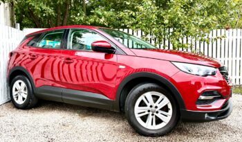 Vauxhall Grandland X 1.6 CDTi ecoTEC BlueInjection SE (s/s), 2018, Manual, 5 Door Hatchback full