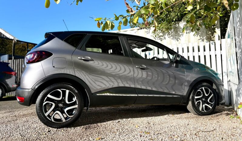 Renault Captur 1.5 dCi ENERGY 90 Iconic EDC (s/s), 2019, Automatic, 5 Door Hatchback full