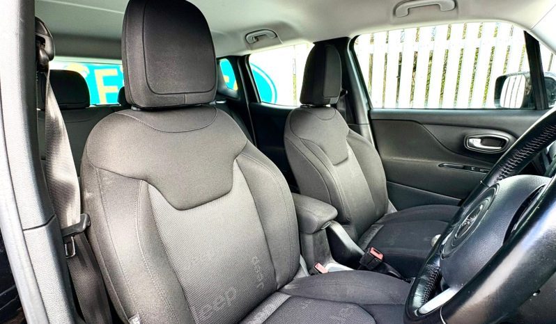 Jeep Renegade 1.6L E-torQ Longitude (s/s), 2018, Manual, 5 Door Estate full